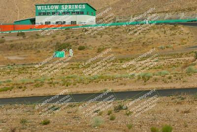 media/Jun-01-2025-CalClub SCCA (Sun) [[eae223c5dd]]/Group 1/Track Event 5/